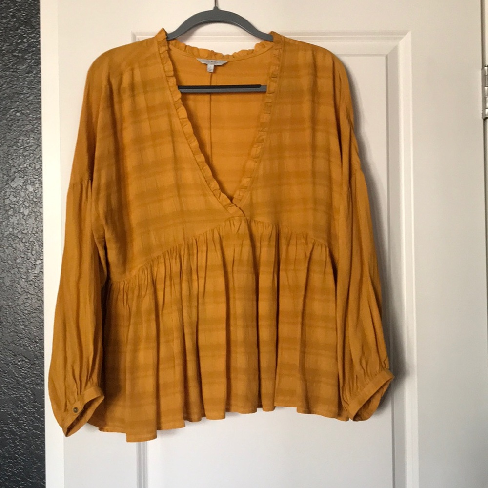 Lucky Brand Mustard/Gold flowy top